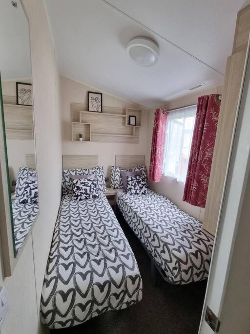 Holiday home Caravan In - New *