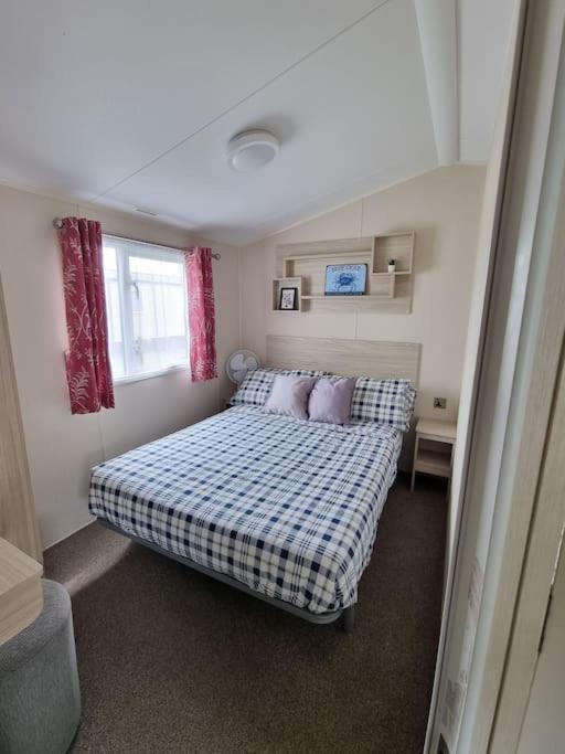 Holiday home Caravan In - New *